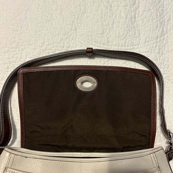 SOLD - Vintage Coach Hamilton - Picture 5 of 7